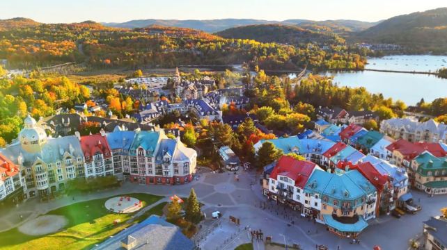 4-Day Eastern Canada Small Group Tour·Quebec City, Montreal, Ottawa & Tremblant Resort | 1 Night 5-Star Fairmont & Optional Quebec City Hotel Upgrade
