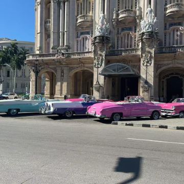 墨西哥墨西哥城+瓜纳华托+梅里达+奇琴伊察+粉红湖+巴卡拉尔+坎昆+古巴哈瓦那+巴拉德罗+特立尼达+西恩富戈斯20日19晚私家团