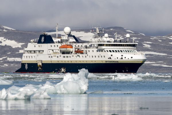 8 days · Arctic · Tromso - Lyngen Municipality - Senja - Lofoten Island - Svolvaer - Stokmarknes - Tromso