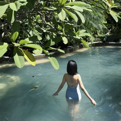 腾冲+瑞丽+芒市5日4晚拼小团