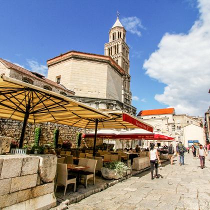 克罗地亚杜布罗夫尼克+斯普利特+扎达尔+普利特维采湖群国家公园+萨格勒布9日私家团