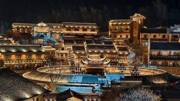 4-day 3-night · Private Tour · JiangxiVagoo Scenic Area + Mount Sanqing + Jingdezhen + Wuyuan Huangling