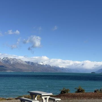 新西兰南岛+基督城+皇后镇+库克山+瓦纳卡+特卡波+达尼丁6日5晚跟团游