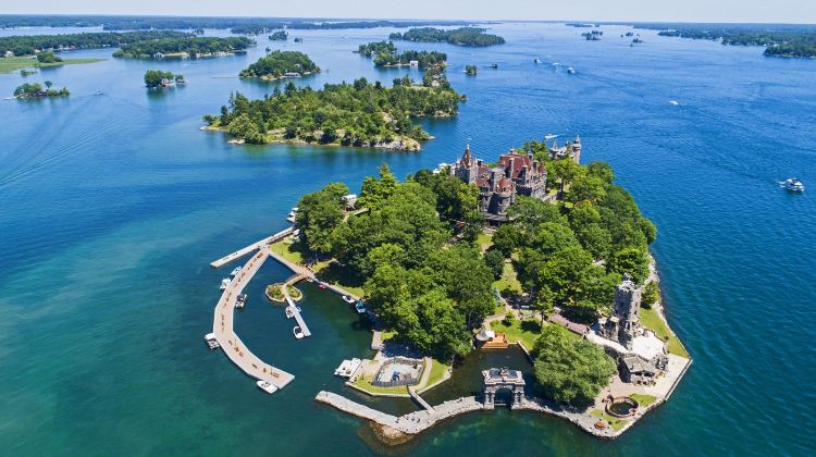 7-Day Eastern Canada Summer City & Niagara Falls Tour from Toronto·Montreal, Ottawa and Quebec City | Free YYZ Airport Pickup
