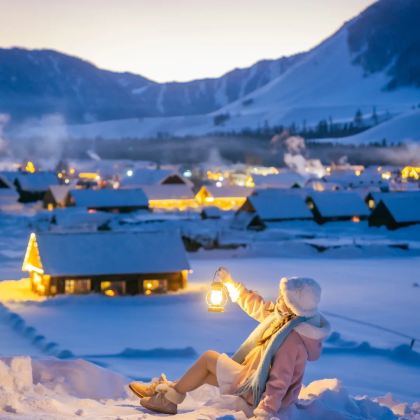 新疆乌鲁木齐+北疆+喀纳斯+伊犁+赛里木湖10日9晚跟团游