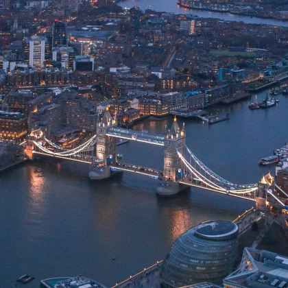 英国伦敦+爱丁堡+剑桥+牛津+温德米尔湖+约克8日7晚私家团