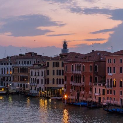 法国巴黎+米兰+威尼斯4日3晚跟团游