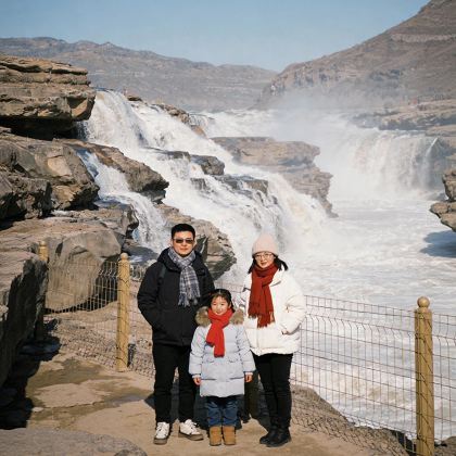 榆林+延安+黄河壶口瀑布旅游区4日3晚私家团