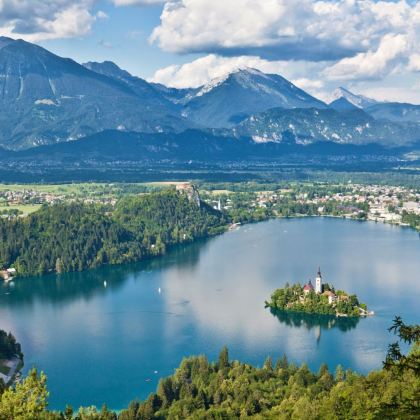 克罗地亚+斯洛文尼亚+匈牙利+奥地利13日12晚私家团