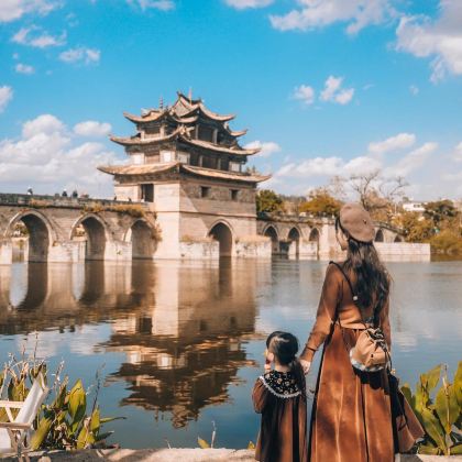 昆明+弥勒+普者黑景区+蒙自+元阳+建水+抚仙湖8日7晚拼小团