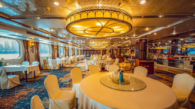 黄金万吨级游轮顺江而下【陆地独立车辆导游,游轮高楼层及vip餐厅