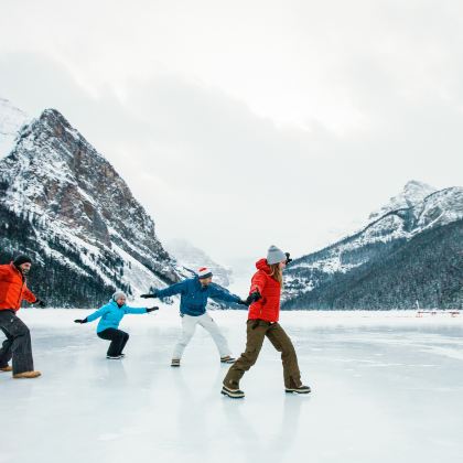 加拿大温哥华+维多利亚+卡尔加里+班夫9日7晚私家团