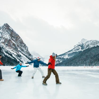 加拿大温哥华+维多利亚+卡尔加里+班夫10日8晚私家团