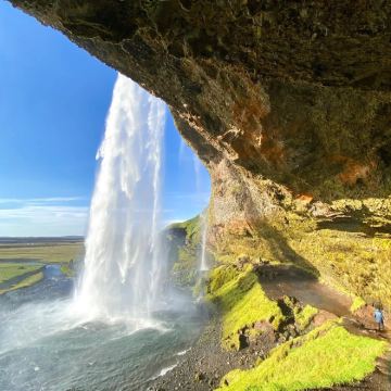 冰岛8日6晚私家团