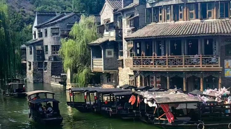 7D6N · Private Tours · Explore Gubei Water Town accommodation at Gubei Water Town Hotel, tour the Temple of Heaven in ancient attire, paint opera masks in hutongs and visit classic Beijing siheyuan.