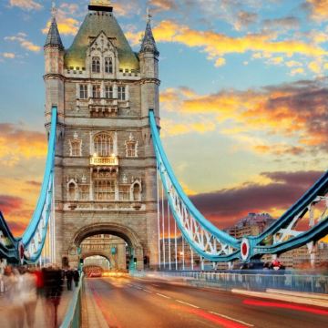 英国伦敦+牛津+剑桥+约克+爱丁堡8日7晚拼小团