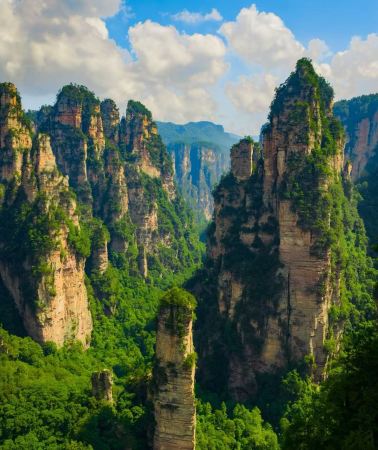 8D7N • Changsha, Tianmen Mountain, Zhangjiajie Forest Park, Furong & Fenghuang Ancient Town with Free VIP Lane, Bailong Elevator & Folk Show