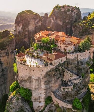 2D1N • 2 Days Private Tour: Delphi & Meteora