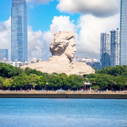 长沙+岳麓书院+橘子洲景区+湖南省博物馆3日2晚私家团