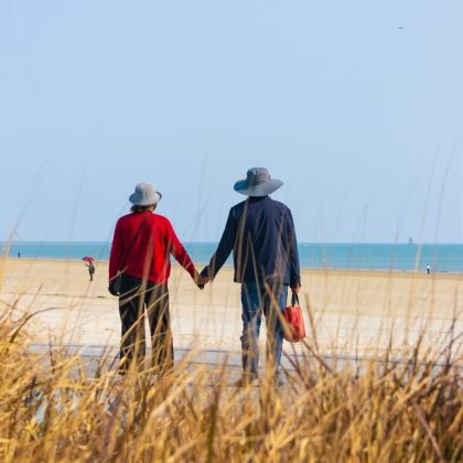 广西北海+涠洲岛5日4晚拼小团