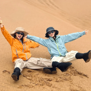 青海西宁+茶卡盐湖+黑独山+敦煌+莫高窟+玉门关+火星一号公路9日8晚私家团