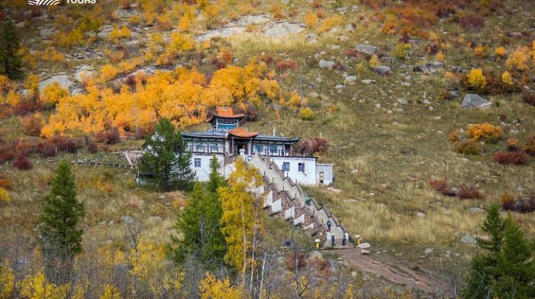 3D2N · Group Tours · 3 days Semi Gobi Desert and Genghis Khan Statue