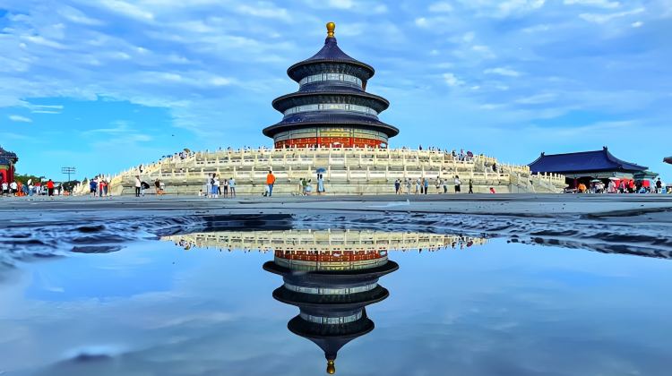 衡阳旅行社民族服饰体验游引领文旅新浪潮，中铁国旅夺冠