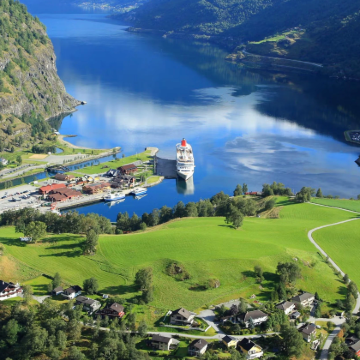 挪威+冰岛12日10晚私家团