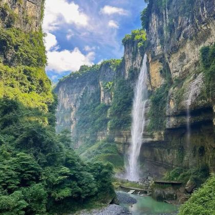 武汉+黄鹤楼+武当山+神农架+恩施市10日9晚私家团