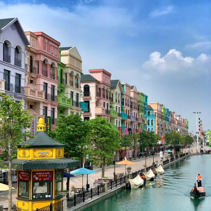 越南胡志明市+美奈+大叻+芽庄+河内升龙水上木偶剧院+下龙湾9日8晚跟团游