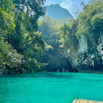 广西崇左+靖西+巴马+德天跨国瀑布景区+明仕田园5日4晚拼小团