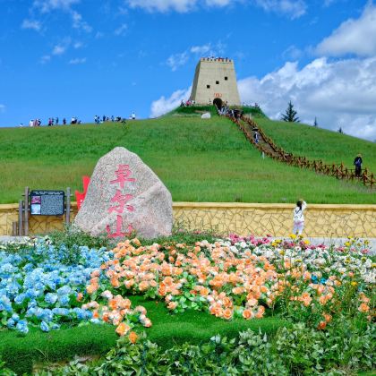 塔尔寺+青海湖景区+茶卡盐湖+卓尔山4日3晚拼小团