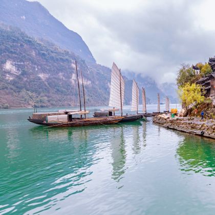 宜昌+三峡人家+长江三峡+三峡大坝4日3晚拼小团