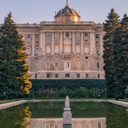 西班牙+法国+葡萄牙+安道尔13日12晚跟团游