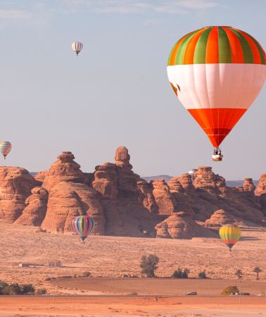 9D8N • Egypt with Al Ula and Jeddah: the jewel of the desert and the pearl of the sea