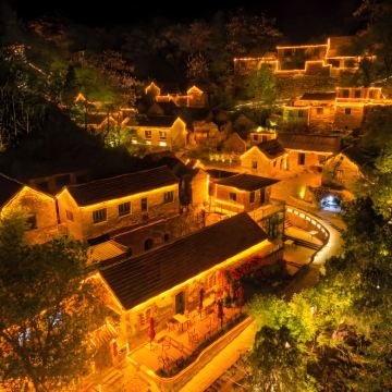 淄博+周村古商城+淄博聊斋城+山东文旅·红叶柿岩旅游区4日3晚私家团