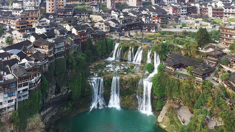 5D4N · Group Tours · In-Depth Zhangjiajie & Fenghuang with Glass Bridge & Miao Costume Experience