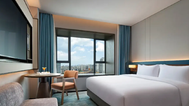 5-Day Scenic Zhangjiajie Group Tour· National Park Wonders & Fenghuang Ancient Town