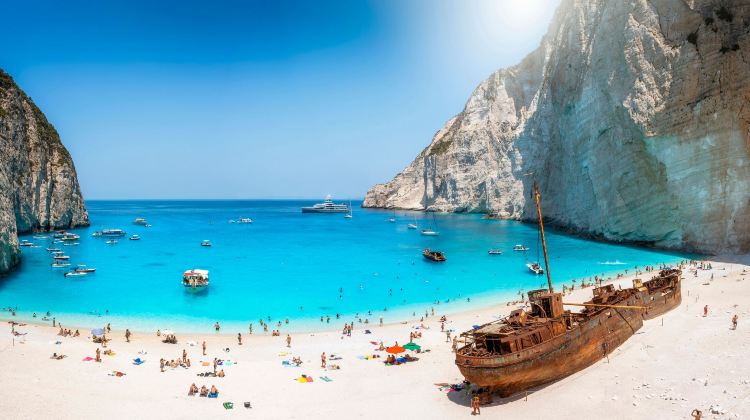 希臘伊奧尼亞羣島扎金索斯沉船灣扎金索斯島（Zakynthos）3日2晚跟團遊·太陽的後裔 8人純玩小團 小鎮遊覽 沉船灣+藍洞 贈送出海+中文司導 當地華人旅行社自營