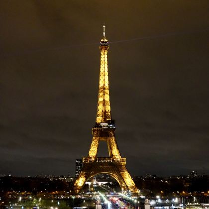 法国9日8晚私家团