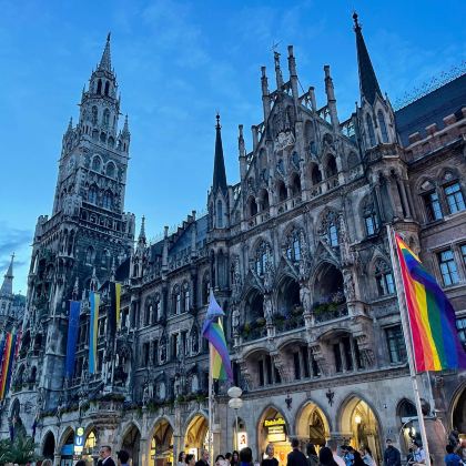 德国柏林+慕尼黑+科隆+汉堡+法兰克福14日13晚私家团