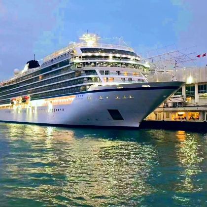 香港+澳门+珠海5日4晚跟团游