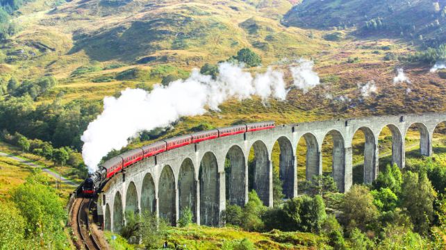 <5天>【易游欧洲 1人成团】6人团·爱丁堡往返+格拉斯哥+天空岛+格伦科峡谷+斯康修道院+因弗雷里城堡+斯特灵城堡+全程四钻酒店+中文司兼导