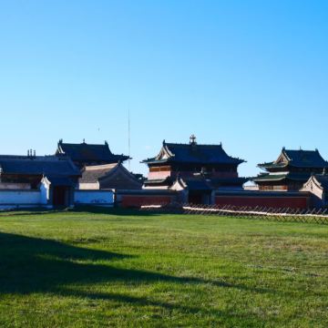 蒙古乌兰巴托+哈拉和林+鄂尔浑峡谷+呼斯泰音国家公园+成吉思汗骑马雕像8日7晚拼小团