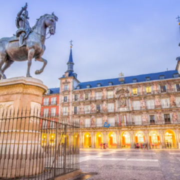 巴塞罗那+葡萄牙+马德里+塞维利亚15日13晚拼小团