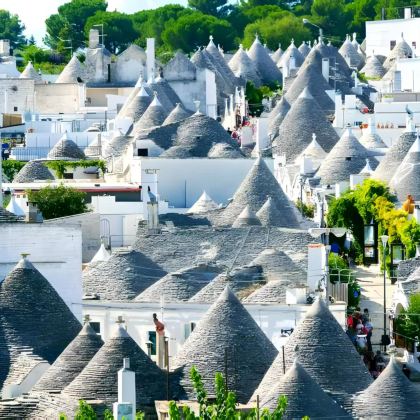 意大利罗马+那不勒斯+马泰拉+滨海波利尼亚诺+庞贝古城考古遗址9日8晚私家团