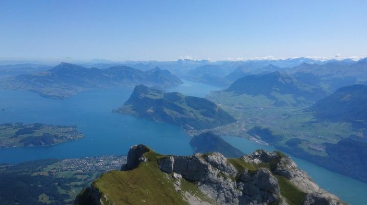 2-Day Alps Tour from Zurich: Mt Pilatus and Mt Titlis