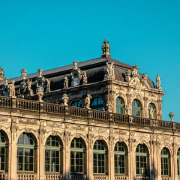 德国+奥地利+匈牙利+瑞士6日5晚跟团游