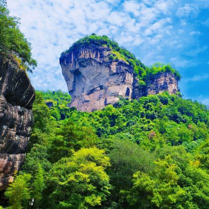 福建武夷山+九曲溪竹筏漂流+《印象大红袍》演出3日2晚私家团