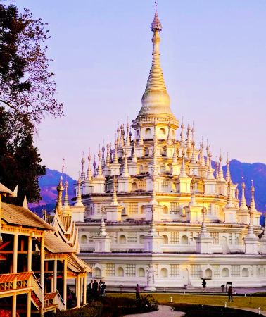 5D4N • Tengchong + Ruili + Mangshi: city of dawn & peacock homeland, year-round views, Rehai Scenic Area, Heshun Ancient Town & Dream Tengchong Show: pine cake tasting & flexible hotels
